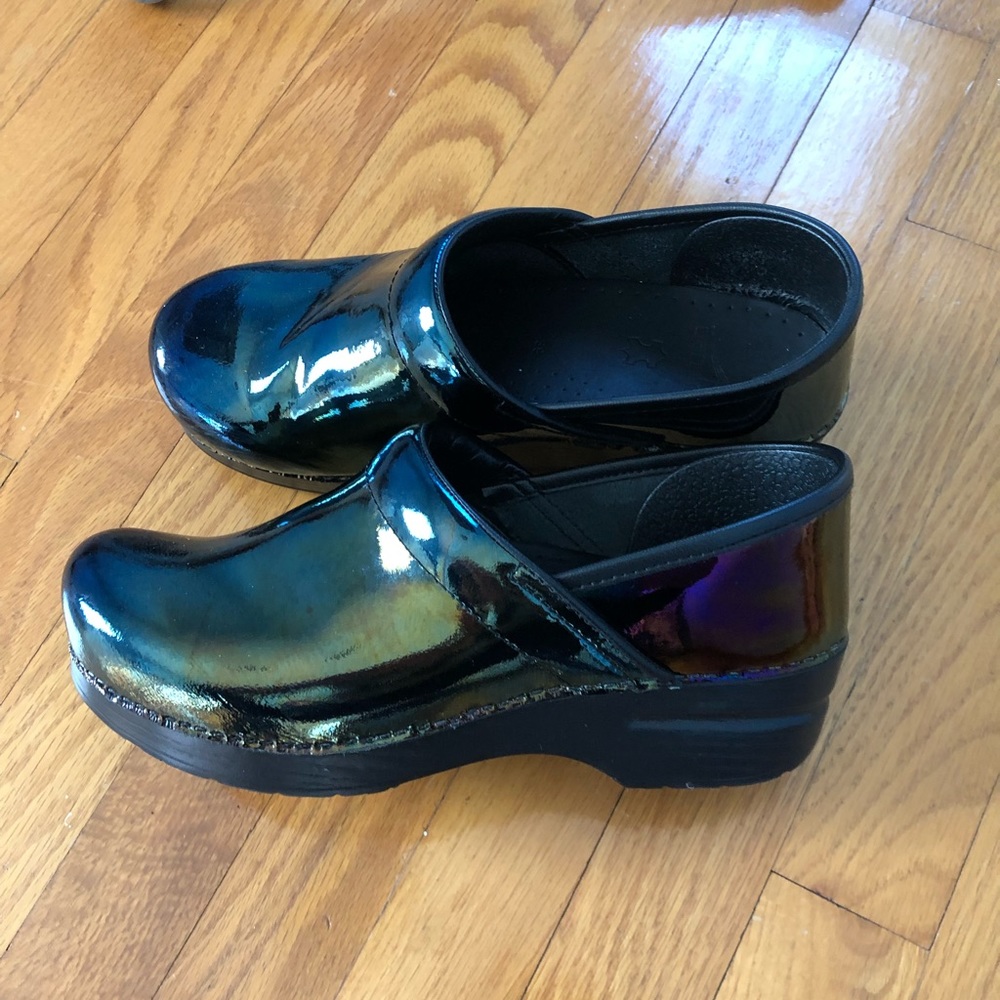 Dansko Professional Petrol Patent